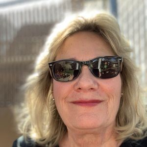 Meet your Posher, Marie